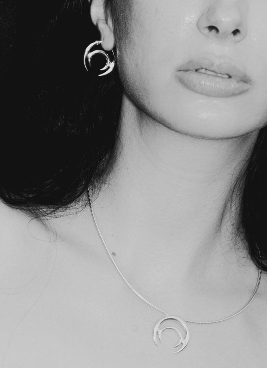 Aurei choker